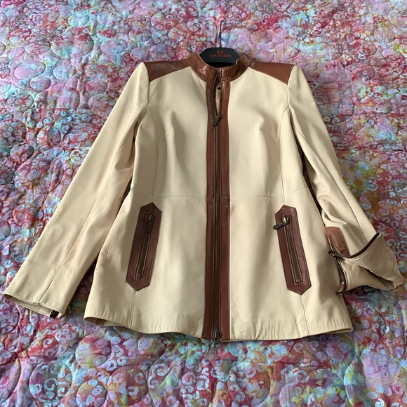 Jackets & Blazers - Danier cream and caramel coloured lambskin jacket. US 8.